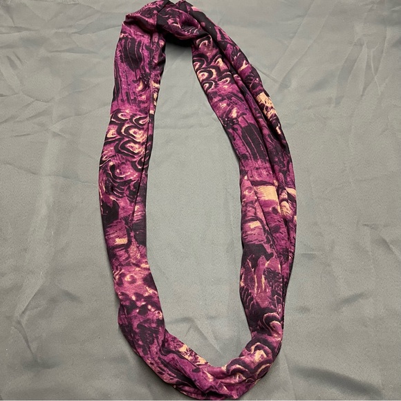 🌴Women’s Bellissima Infinity Scarf - Picture 1 of 3